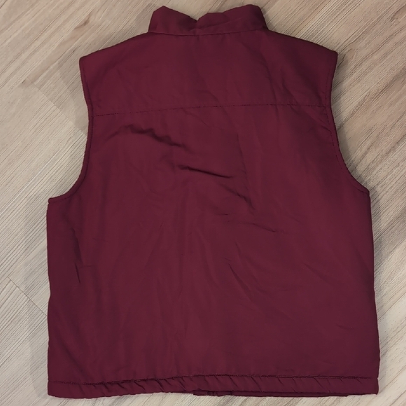 IZOD Red Ladies Fleece Vest - Picture 4 of 5